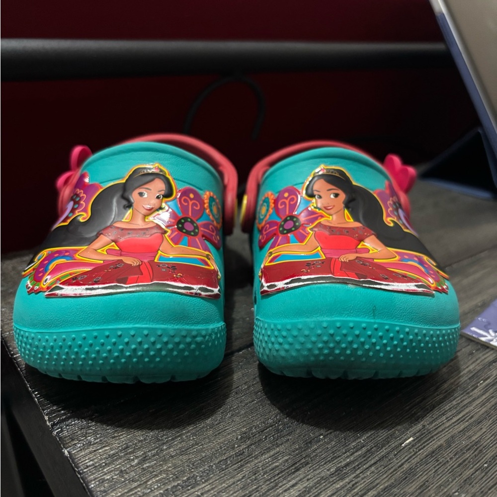 Crocs little girls size 7 Elena of Avalor Clog - Picture 10 of 10